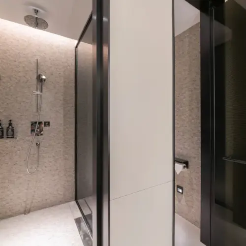 Executive City-View Double Bed Room (Mini Fridge + Flexible Space + Berlin Sofa)