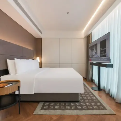 Executive City-View Double Bed Room (Mini Fridge + Flexible Space + Berlin Sofa)