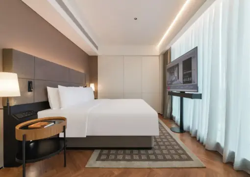 Executive City-View Double Bed Room (Mini Fridge + Flexible Space + Berlin Sofa)
