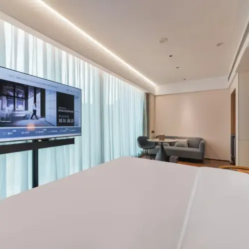 Executive City-View Double Bed Room (Mini Fridge + Flexible Space + Berlin Sofa)