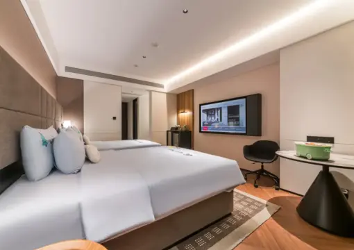 Inter City Family Room (Customized Room + Children’s Entertainment + Panda Theme)