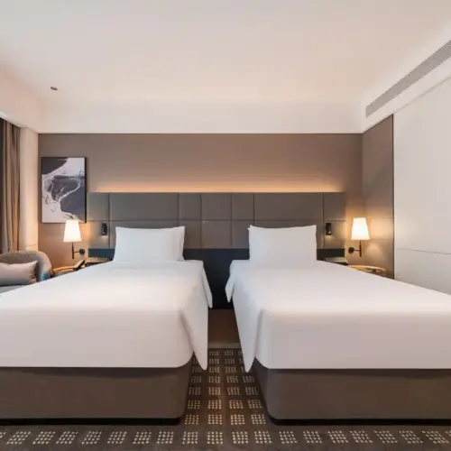 Intercity Deluxe Room – Twin Bed