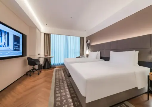 Intercity Deluxe Room – Twin Bed
