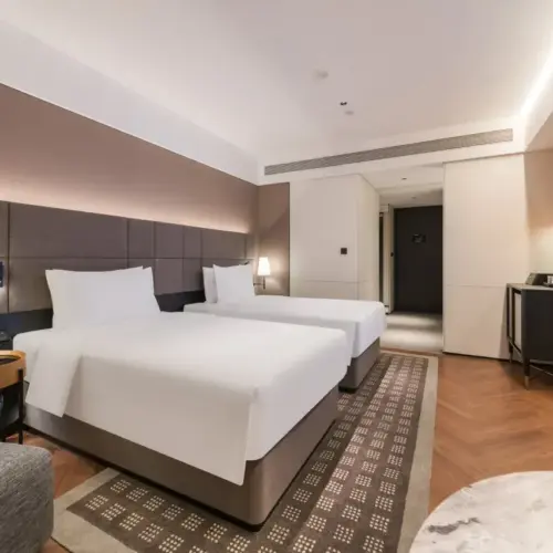 Intercity Deluxe Room – Twin Bed
