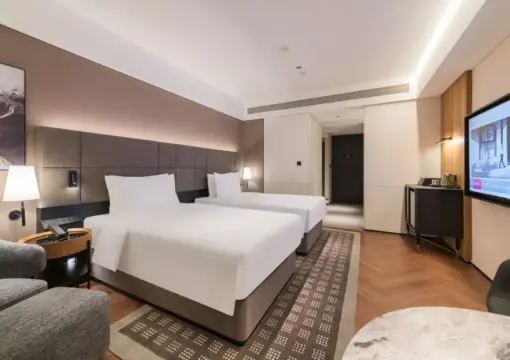 Intercity Deluxe Room – Twin Bed